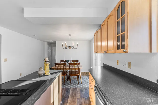 $459,900 | 1212 East Ustick Road, Caldwell, ID 83607