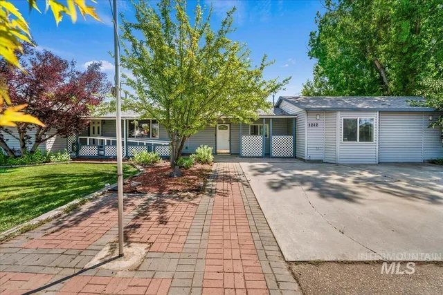 $459,900 | 1212 East Ustick Road, Caldwell, ID 83607