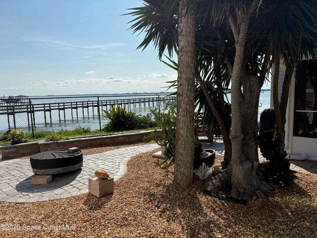 a view of a garden with an empty space