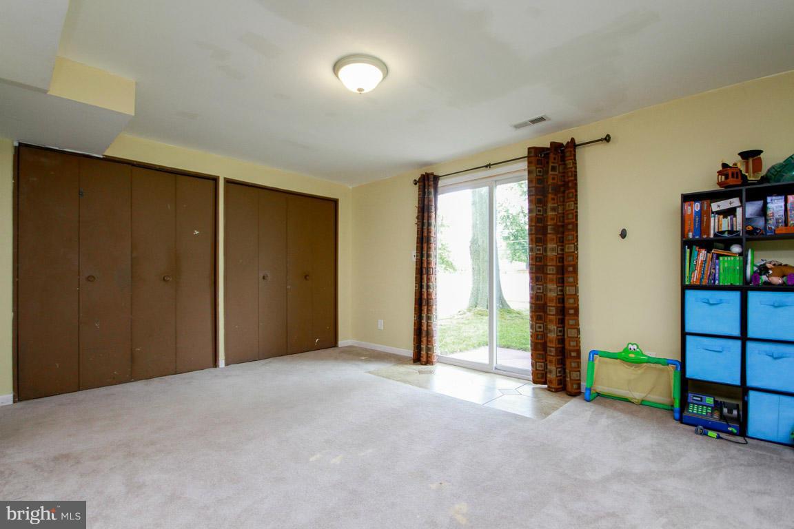 712 Ferguson Road Joppa, MD 21085 - Photo 15 of 19 Family Room