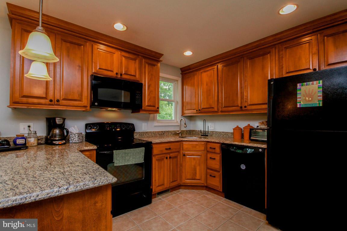 712 Ferguson Road Joppa, MD 21085 - Photo 4 of 19 Kitchen