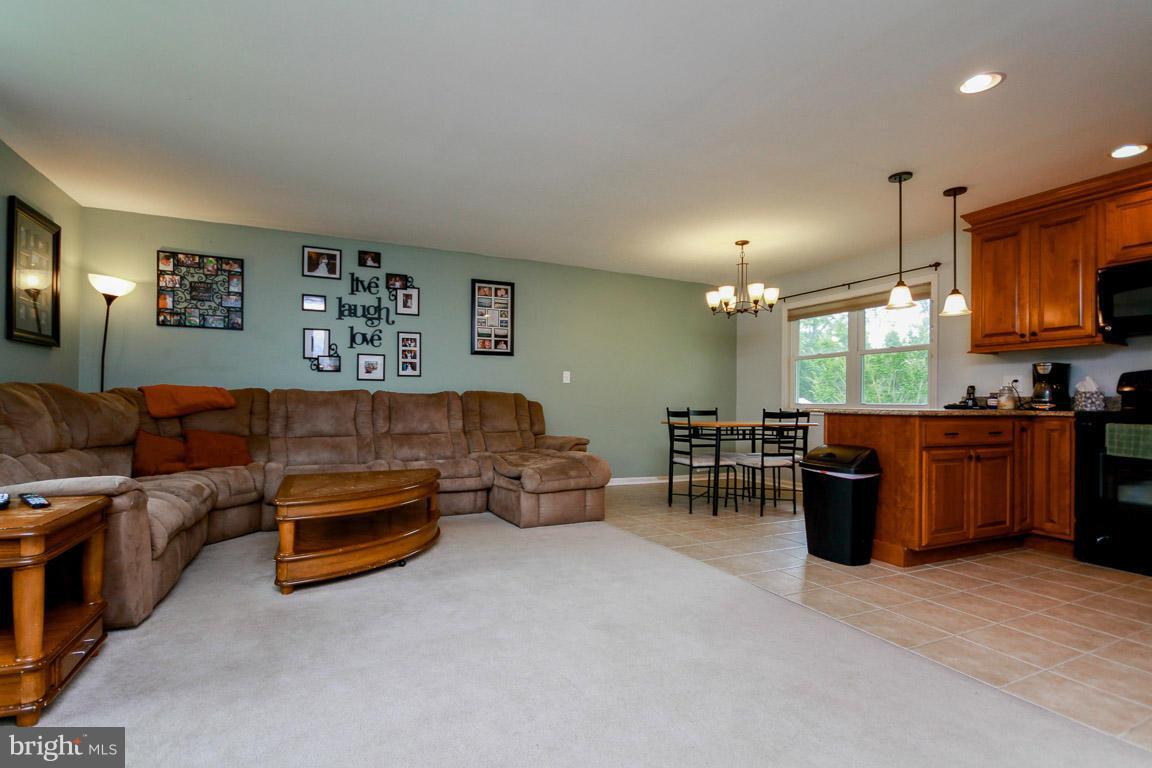 712 Ferguson Road Joppa, MD 21085 - Photo 6 of 19 Living Room