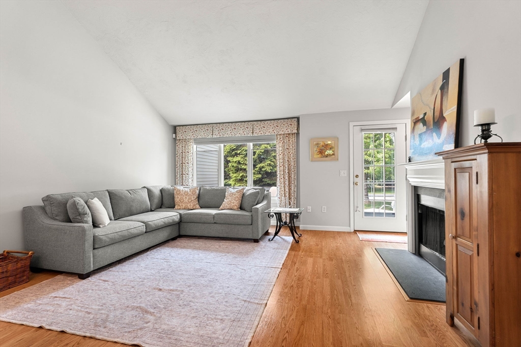 5 Woods Ed, Unit 5 Mashpee, MA 02649 - Photo 4 of 37