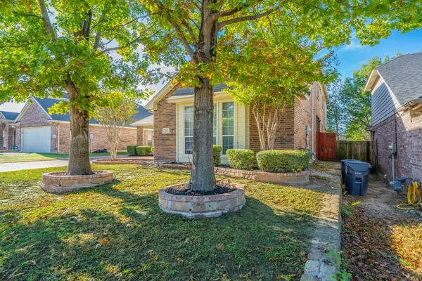 $3,100 | 7042 Hedgebrook Drive, Dallas, TX 75249