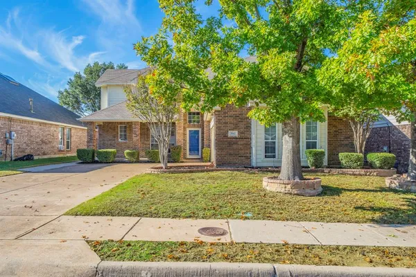 $3,100 | 7042 Hedgebrook Drive, Dallas, TX 75249