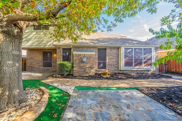 $3,100 | 7042 Hedgebrook Drive, Dallas, TX 75249