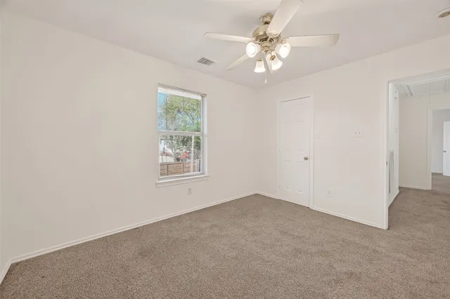 $2,000 | 2883 Lost Cove Court, Dickinson, TX 77539