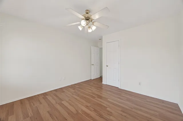 $2,000 | 2883 Lost Cove Court, Dickinson, TX 77539