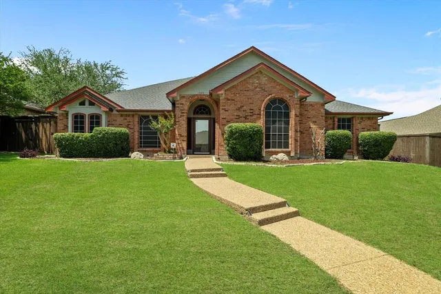 $525,000 | 1405 Danube Lane, Plano, TX 75075