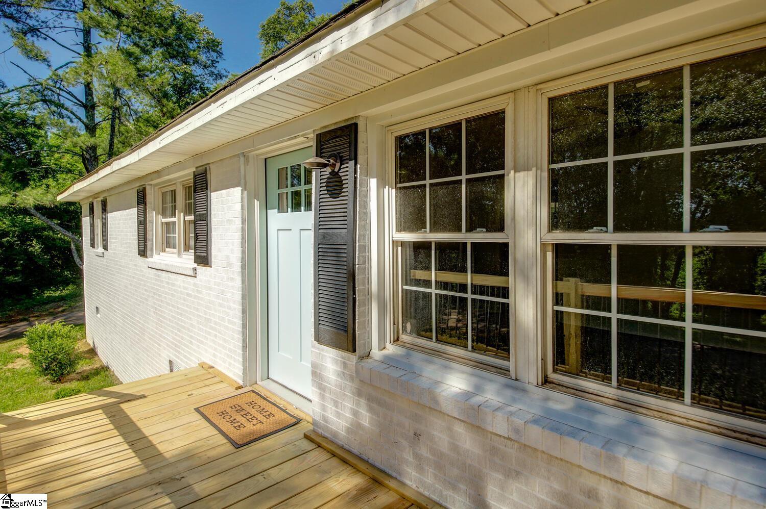 202 State Rd S-42-2623 Greer, SC 29651 - Photo 3 of 19 Gallery Image 3