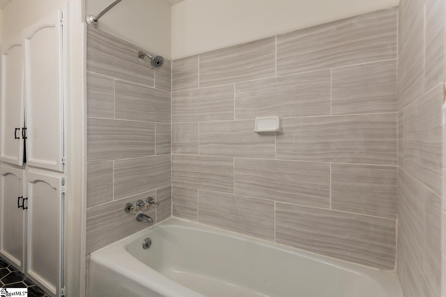 202 State Rd S-42-2623 Greer, SC 29651 - Photo 10 of 19 Gallery Image 10