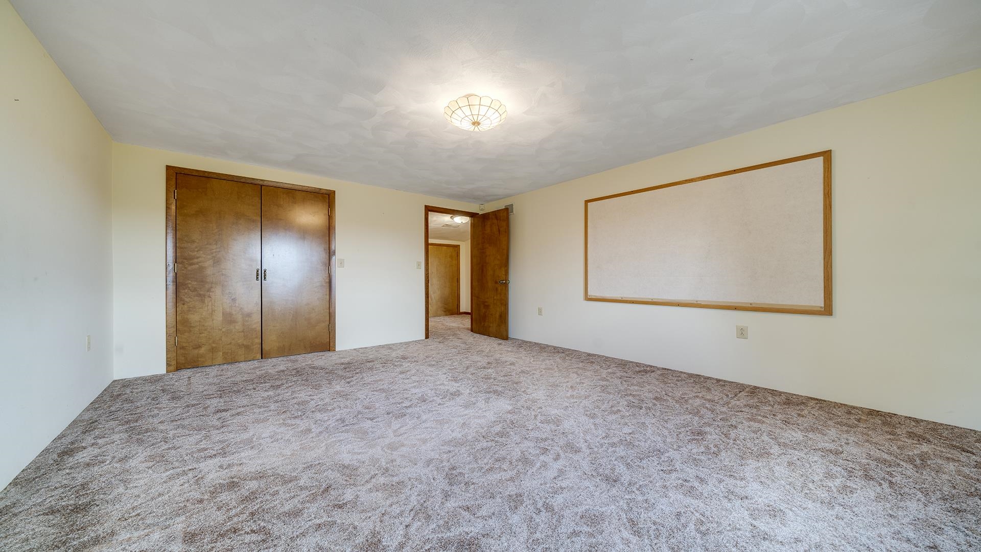 10245 West Penn Corner Road Polo, IL 61064 - Photo 25 of 48 a view of empty room with window