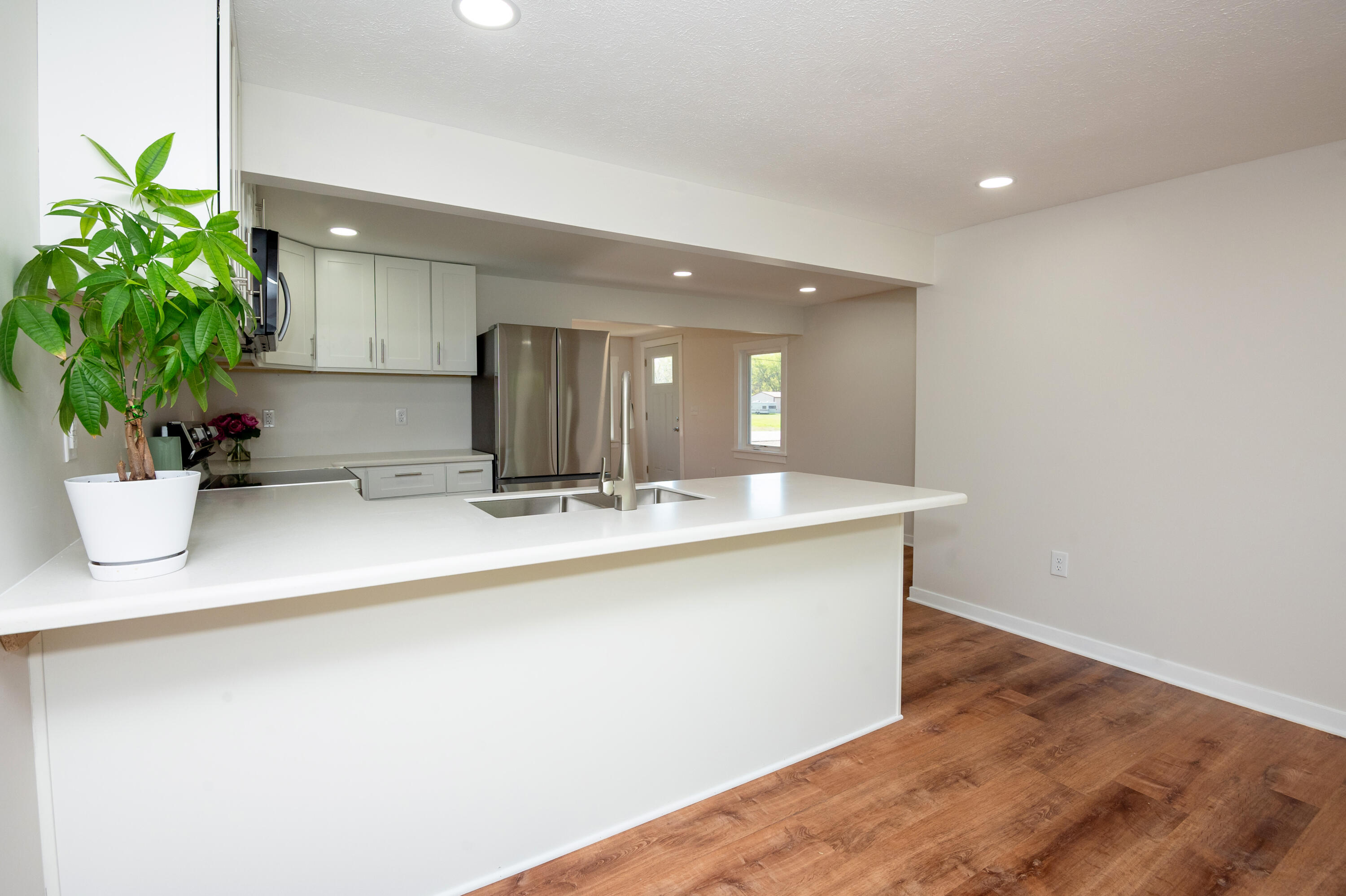 1372 Barron Lake Road Niles, MI 49120 - Photo 10 of 36 View to LR