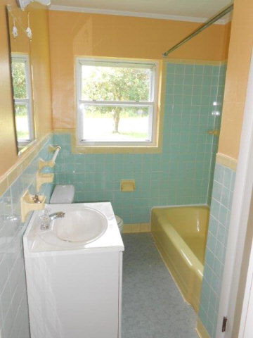 28620 Comstock Road Elberta, AL 36530 - Photo 6 of 6 Bathroom 1