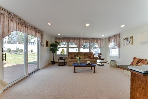 47 Westlake Road Natick, MA 01760 - Photo 11 of 24