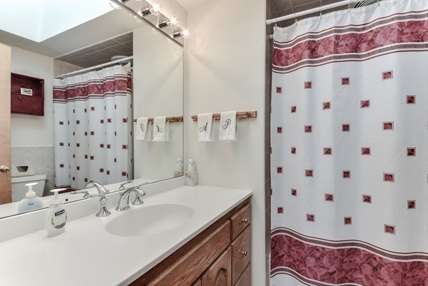 47 Westlake Road Natick, MA 01760 - Photo 16 of 24