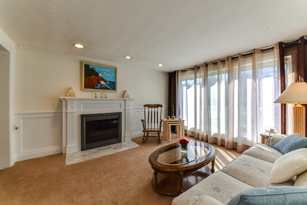 47 Westlake Road Natick, MA 01760 - Photo 2 of 24