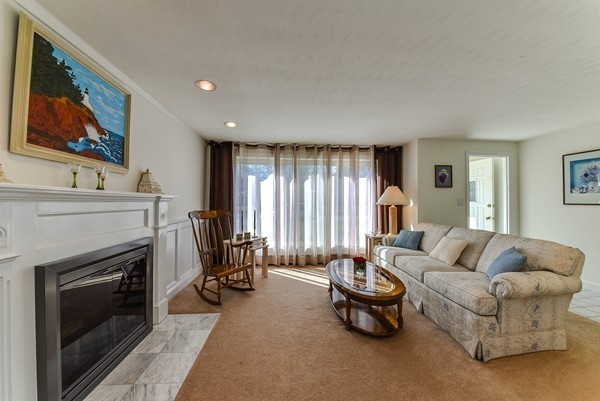 47 Westlake Road Natick, MA 01760 - Photo 4 of 24