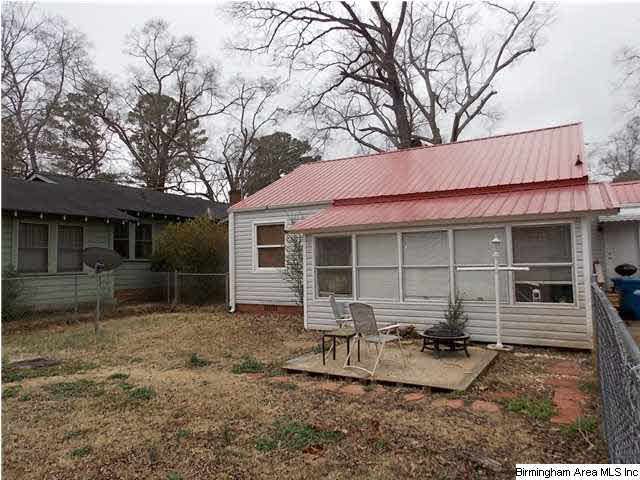 111 Pinewood Avenue Bessemer, AL 35023 - Photo 6 of 20