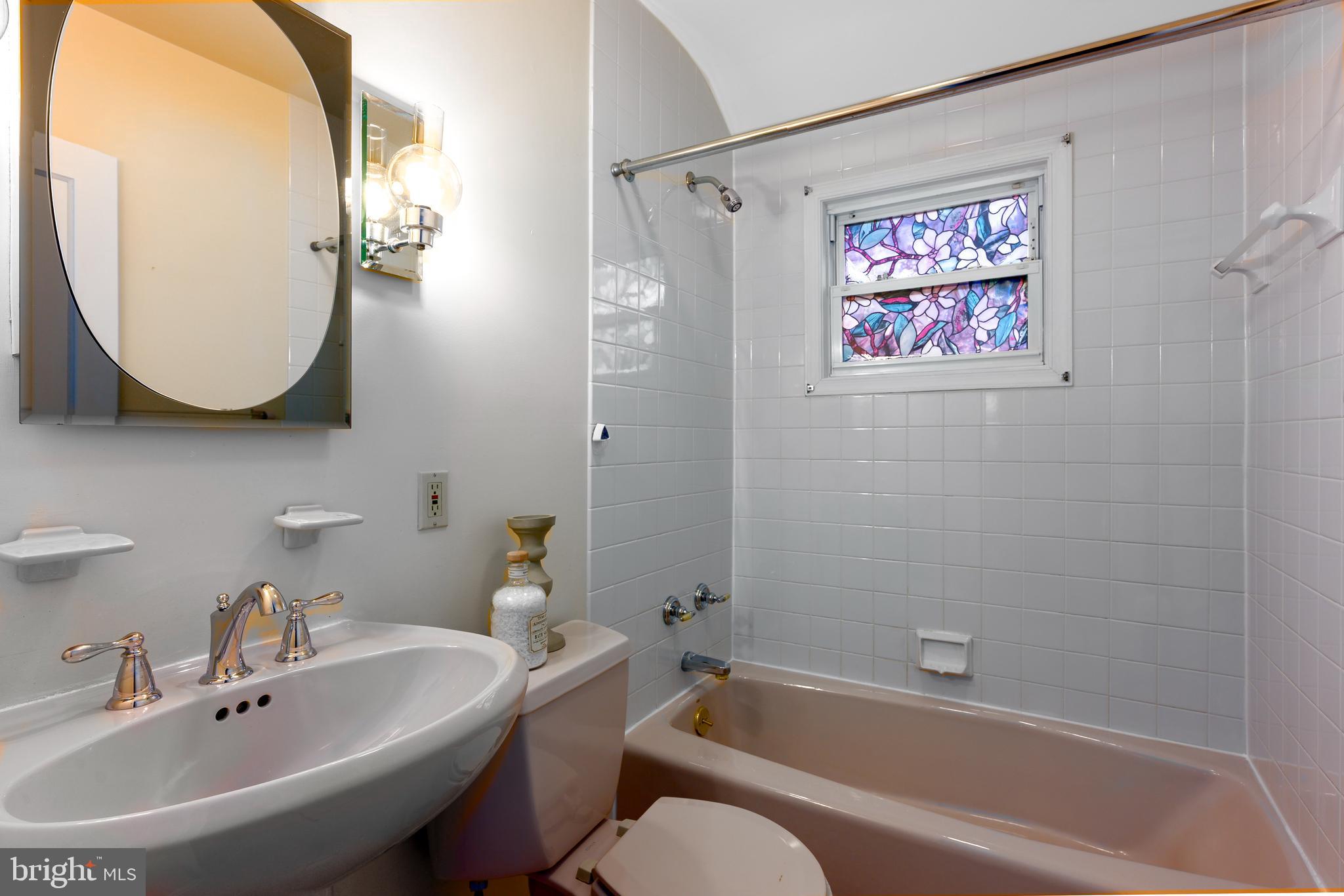 1903 Quentin Road Baltimore, MD 21222 - Photo 18 of 26 Upper Level Full Bath