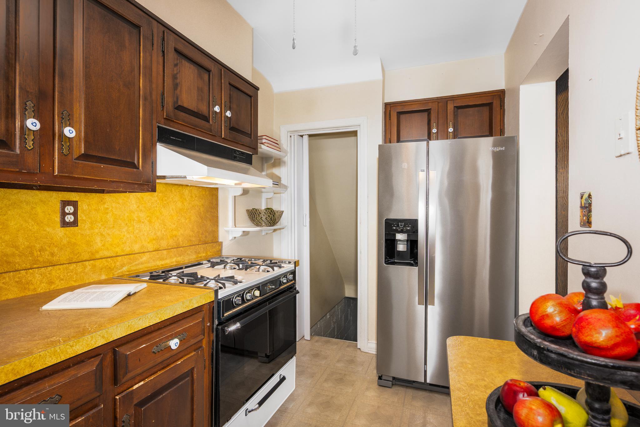 1903 Quentin Road Baltimore, MD 21222 - Photo 10 of 26 Kitchen