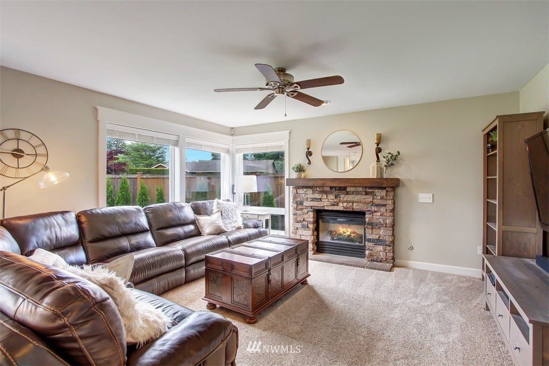 19006 33rd Avenue Southeast Bothell, WA 98012 - Photo 11 of 30 Gallery Image 11
