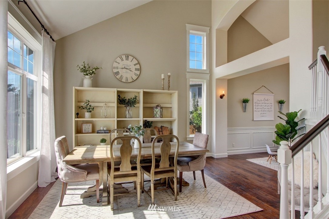 19006 33rd Avenue Southeast Bothell, WA 98012 - Photo 5 of 30 Gallery Image 5
