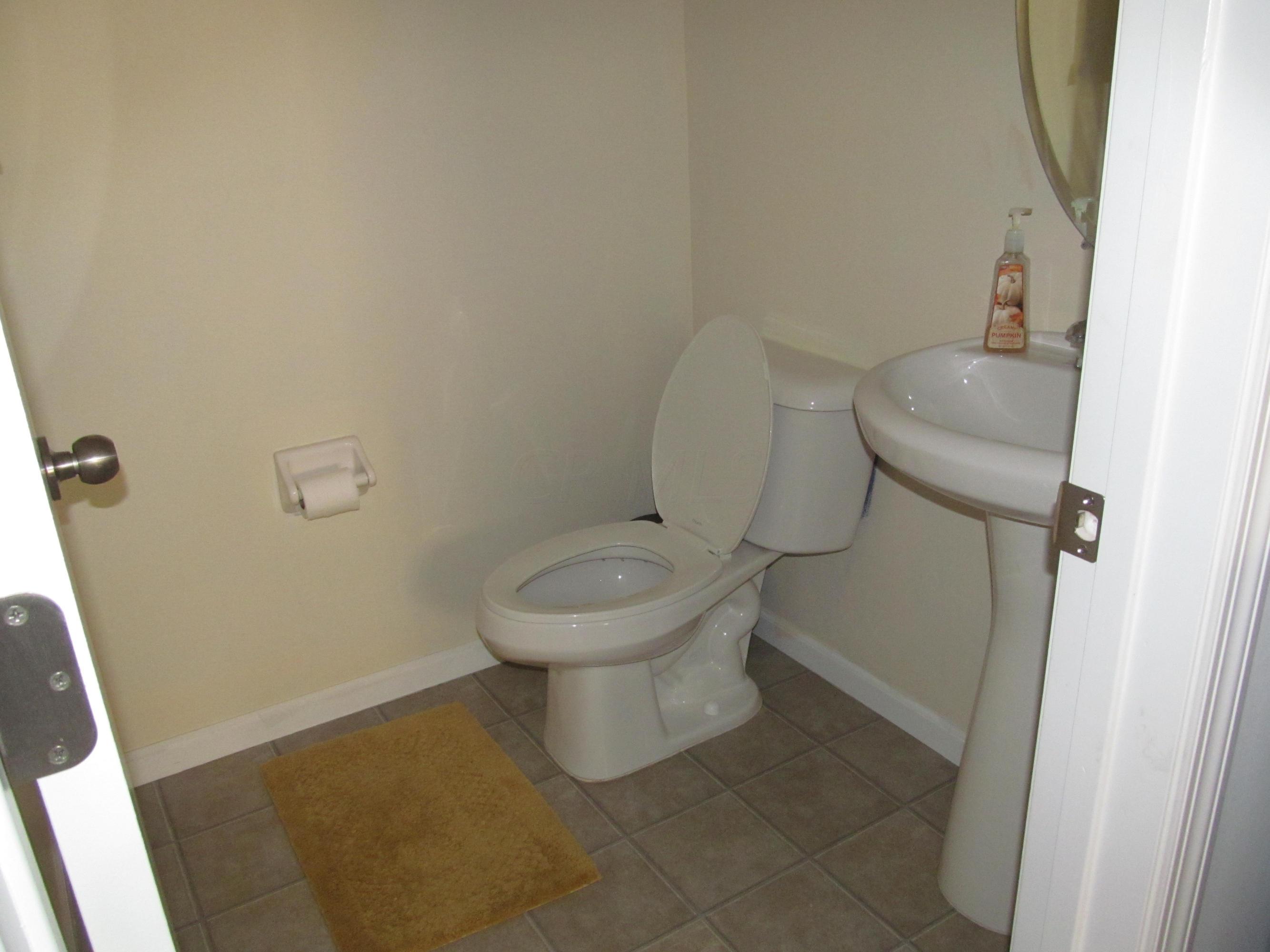 6338 Needletail Road Columbus, OH 43230 - Photo 12 of 14 Gallery Image 12
