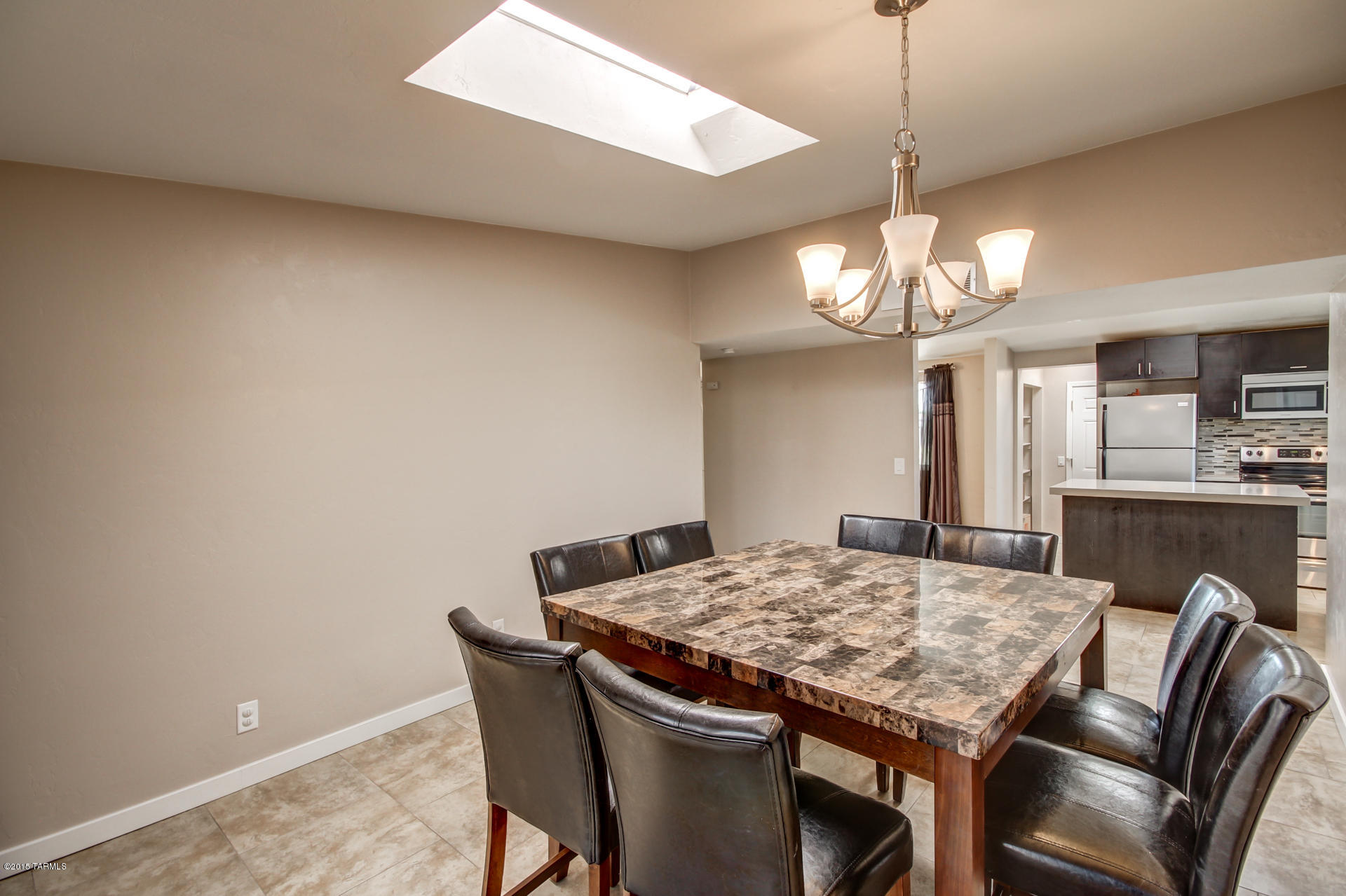 2425 South Prudence Road Tucson, AZ 85710 - Photo 12 of 30 Gallery Image 12