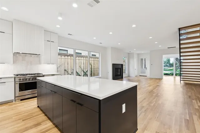 $1,200,000 | 5463 Ellsworth Avenue, Dallas, TX 75206