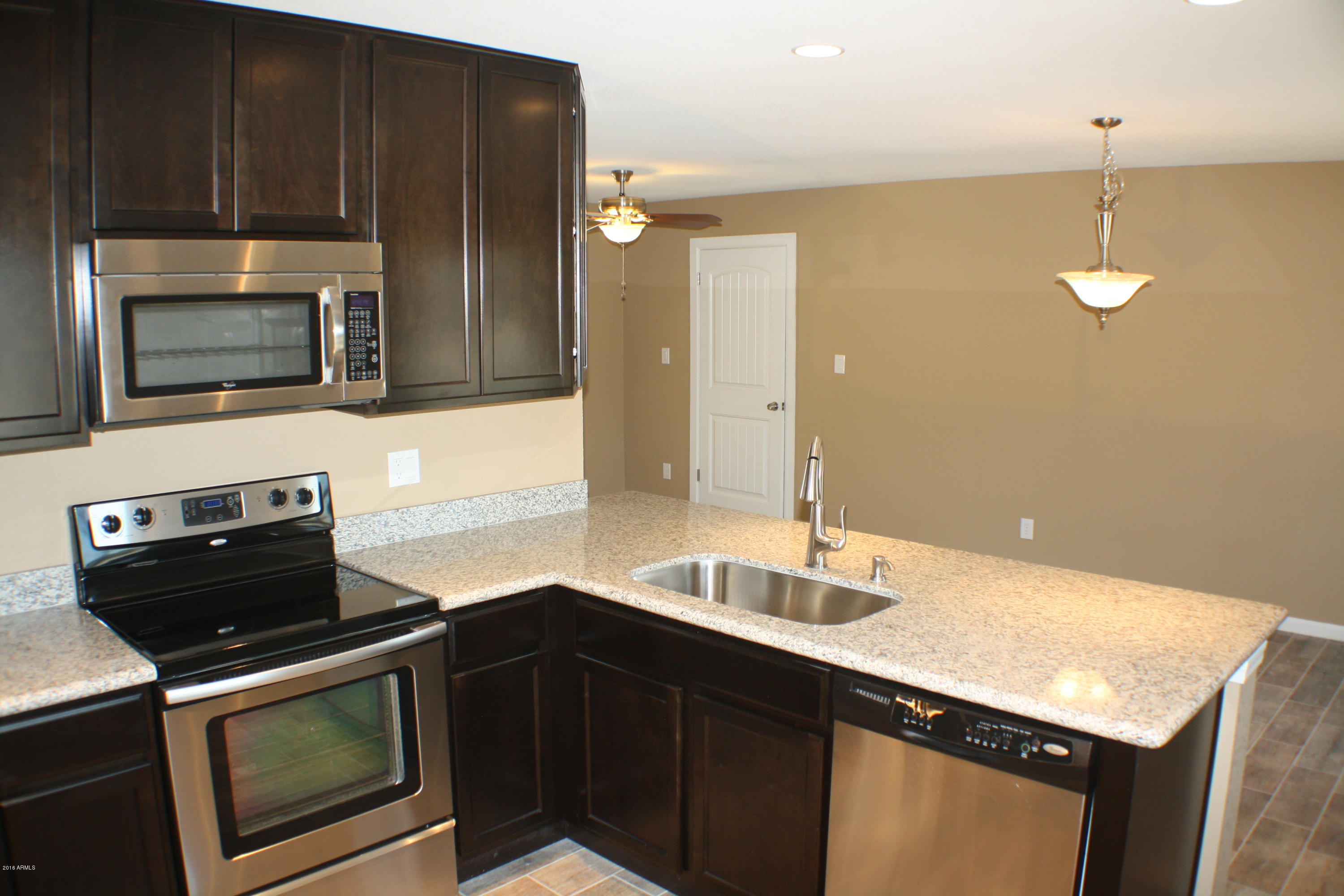 3714 East Bloomfield Road Phoenix, AZ 85032 - Photo 5 of 18 05 kitchen