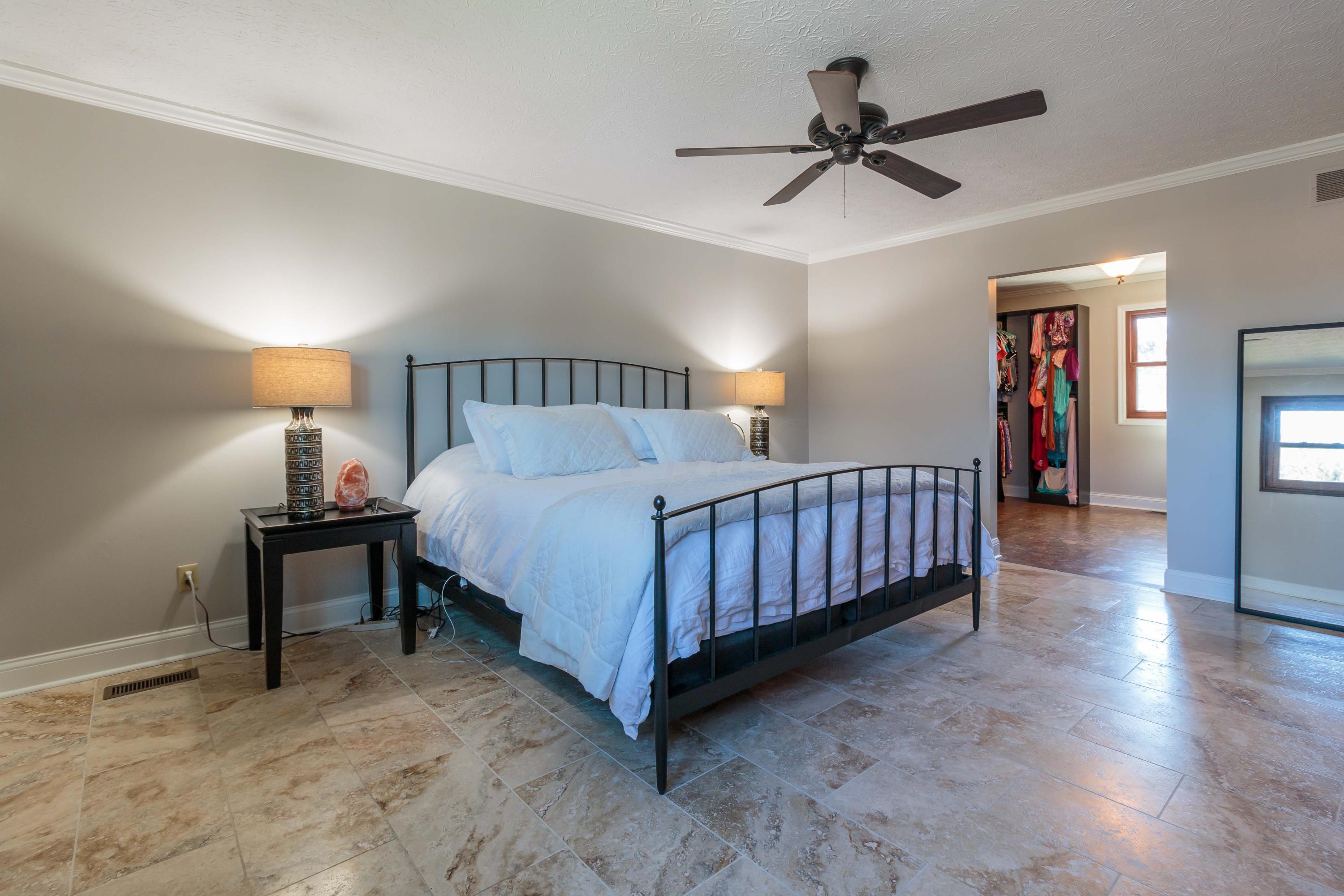 5313 Roscommon Road Dublin, OH 43017 - Photo 31 of 46 Gallery Image 31