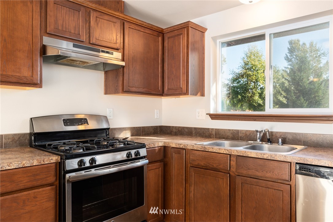 515 East Jones Road Sedro-Woolley, WA 98284 - Photo 11 of 25 Gallery Image 11