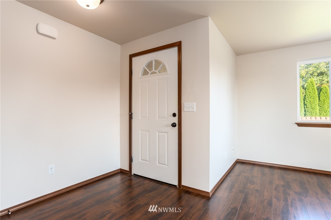 515 East Jones Road Sedro-Woolley, WA 98284 - Photo 5 of 25 Gallery Image 5