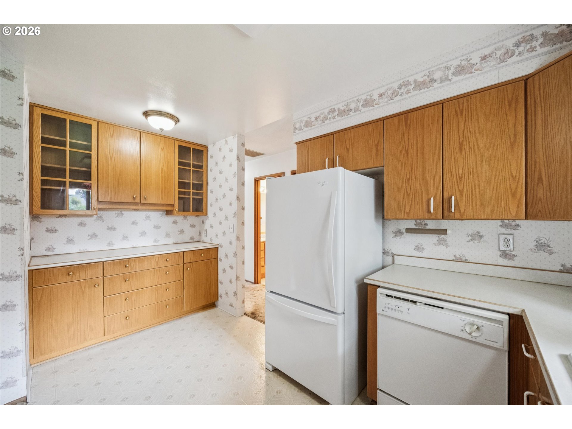 16910 Southeast Morrison Court Portland, OR 97233 - Photo 15 of 38