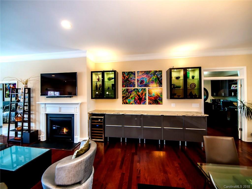 9035 Inverness Bay Road Charlotte, NC 28278 - Photo 12 of 36 Gallery Image 12