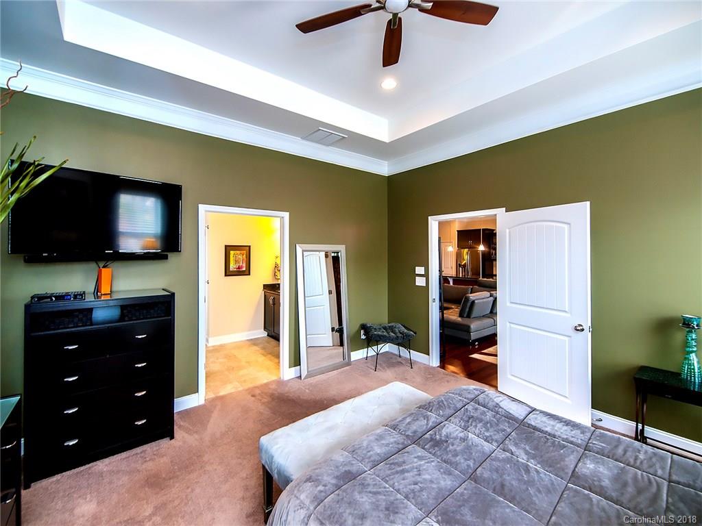 9035 Inverness Bay Road Charlotte, NC 28278 - Photo 23 of 36 Gallery Image 23