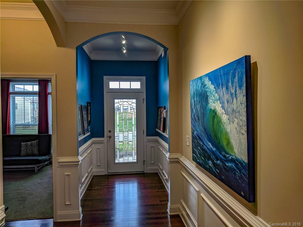 9035 Inverness Bay Road Charlotte, NC 28278 - Photo 4 of 36 Gallery Image 4