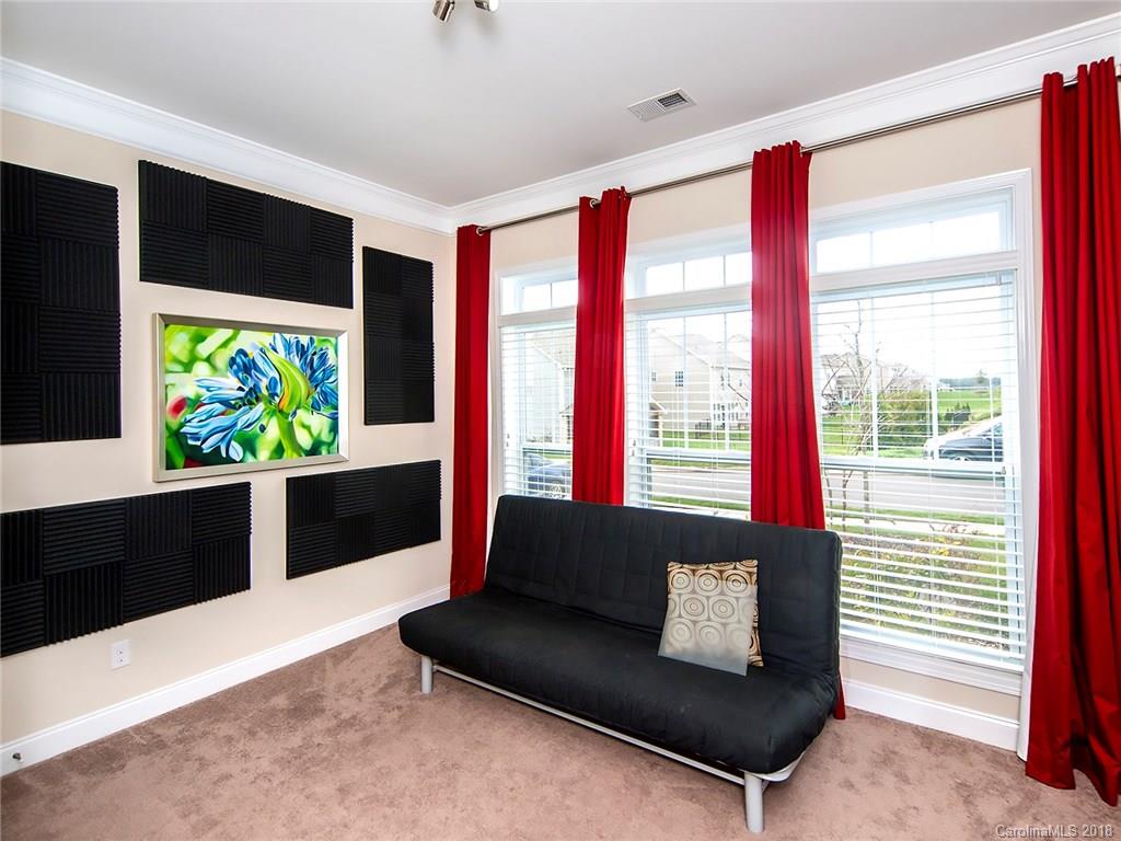 9035 Inverness Bay Road Charlotte, NC 28278 - Photo 5 of 36 Gallery Image 5