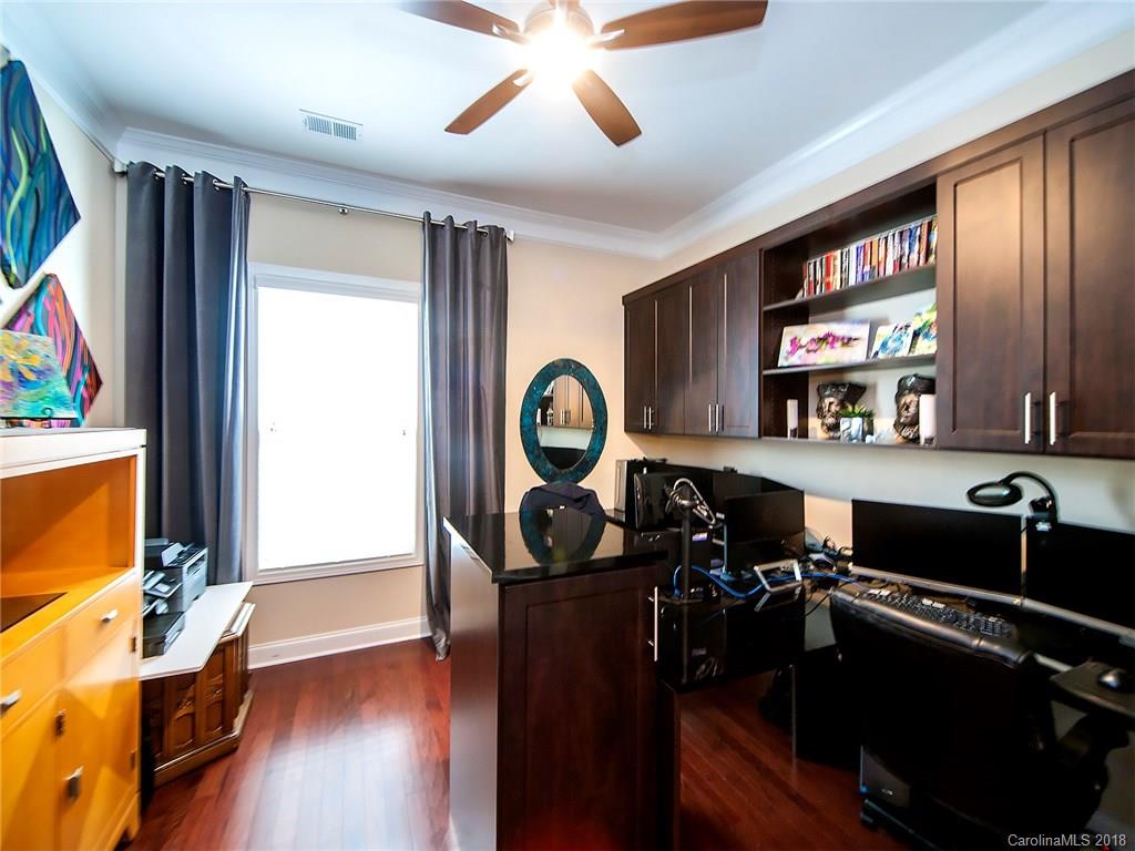 9035 Inverness Bay Road Charlotte, NC 28278 - Photo 8 of 36 Gallery Image 8