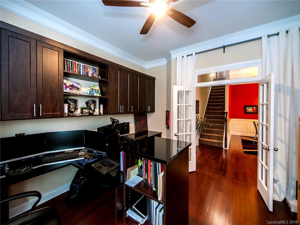 9035 Inverness Bay Road Charlotte, NC 28278 - Photo 9 of 36 Gallery Image 9