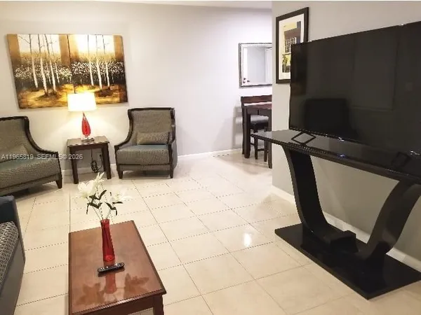 $2,045 | 2023 Funston Street, Unit 2, Hollywood, FL 33020