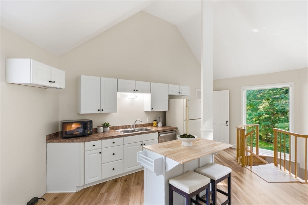 8 Netherwood Road Windham, NH 03087 - Photo 34 of 39 Gallery Image 34
