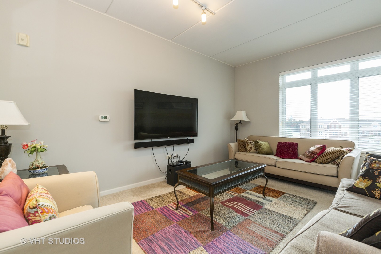1199 East Port Clinton Road, Unit 303 Vernon Hills, IL 60061 - Photo 5 of 21
