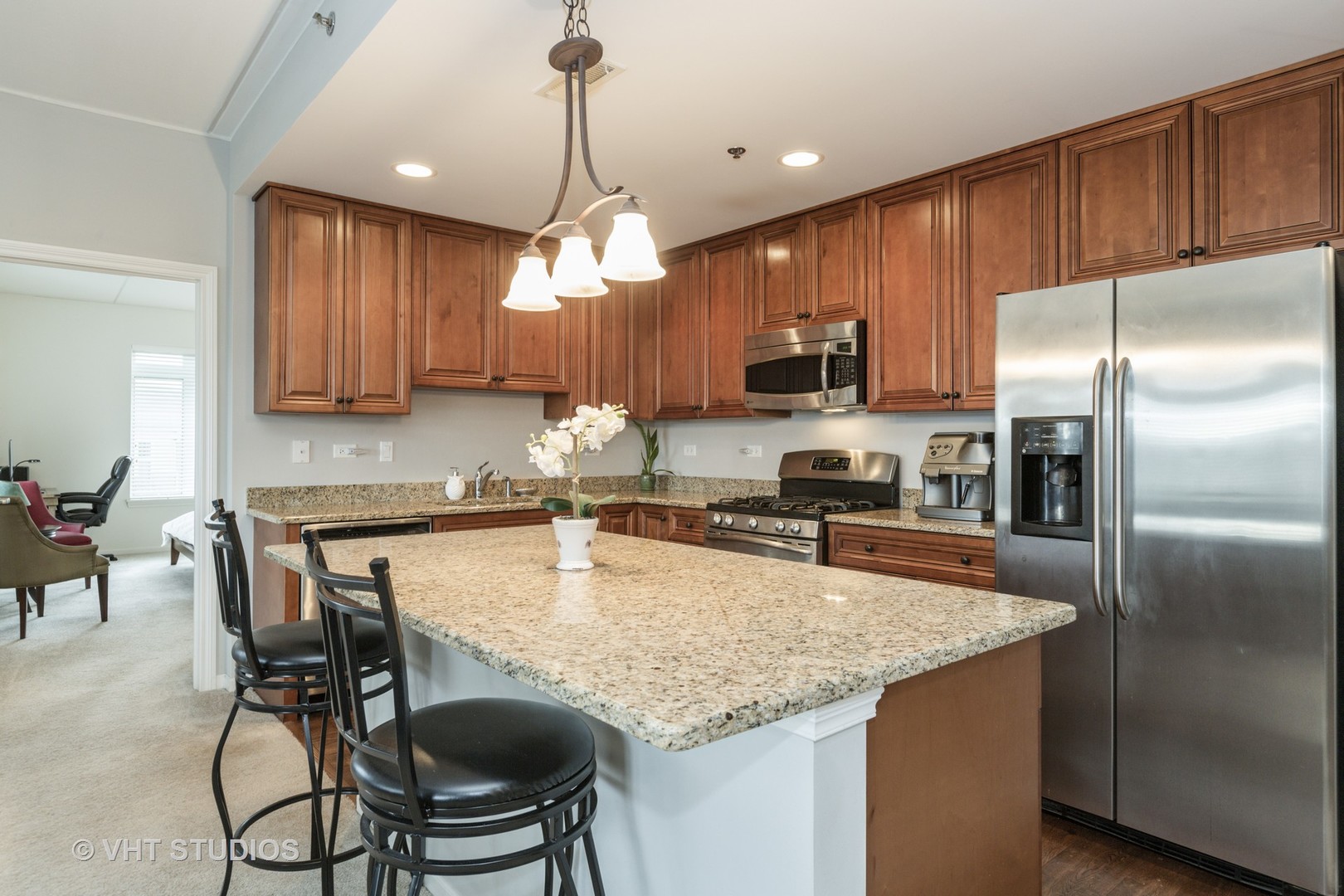 1199 East Port Clinton Road, Unit 303 Vernon Hills, IL 60061 - Photo 9 of 21