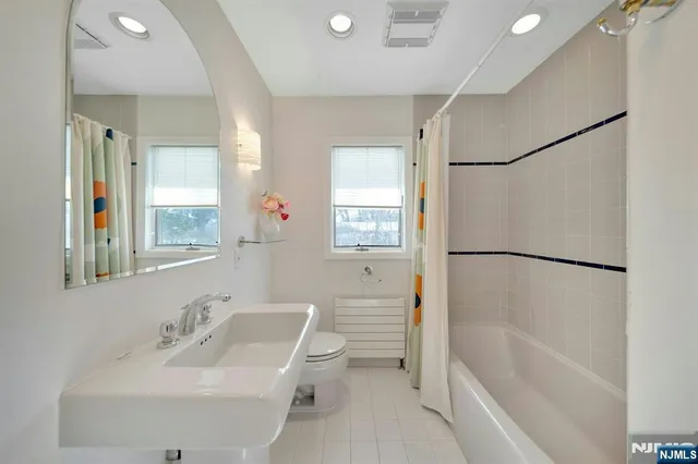 $950,000 | 60 Hopper Street, Hillsdale, NJ 07642