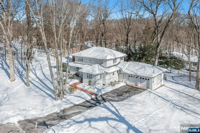 $950,000 | 60 Hopper Street, Hillsdale, NJ 07642