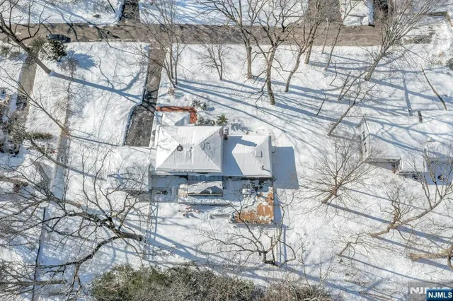 $950,000 | 60 Hopper Street, Hillsdale, NJ 07642