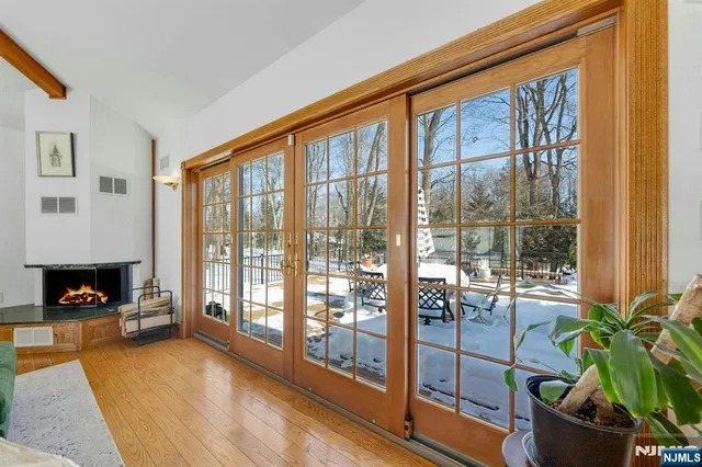 $950,000 | 60 Hopper Street, Hillsdale, NJ 07642