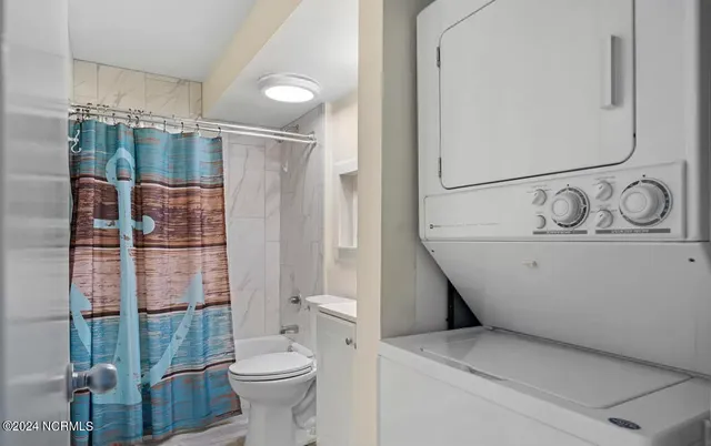 $2,000 | 901 Lake Park Boulevard South, Unit 403, Carolina Beach, NC 28428